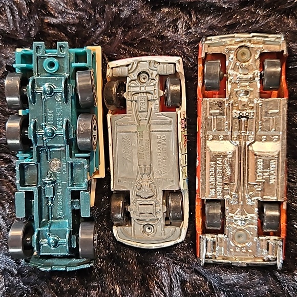 Hot Wheels Race Cars & Delivery Trucks Collection - Picture 14 of 16